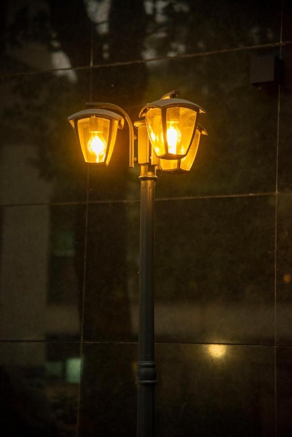 H41 Luxury Suites Beograd Bagian luar foto