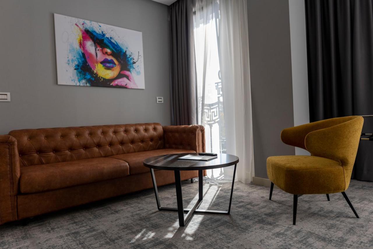 H41 Luxury Suites Beograd Bagian luar foto