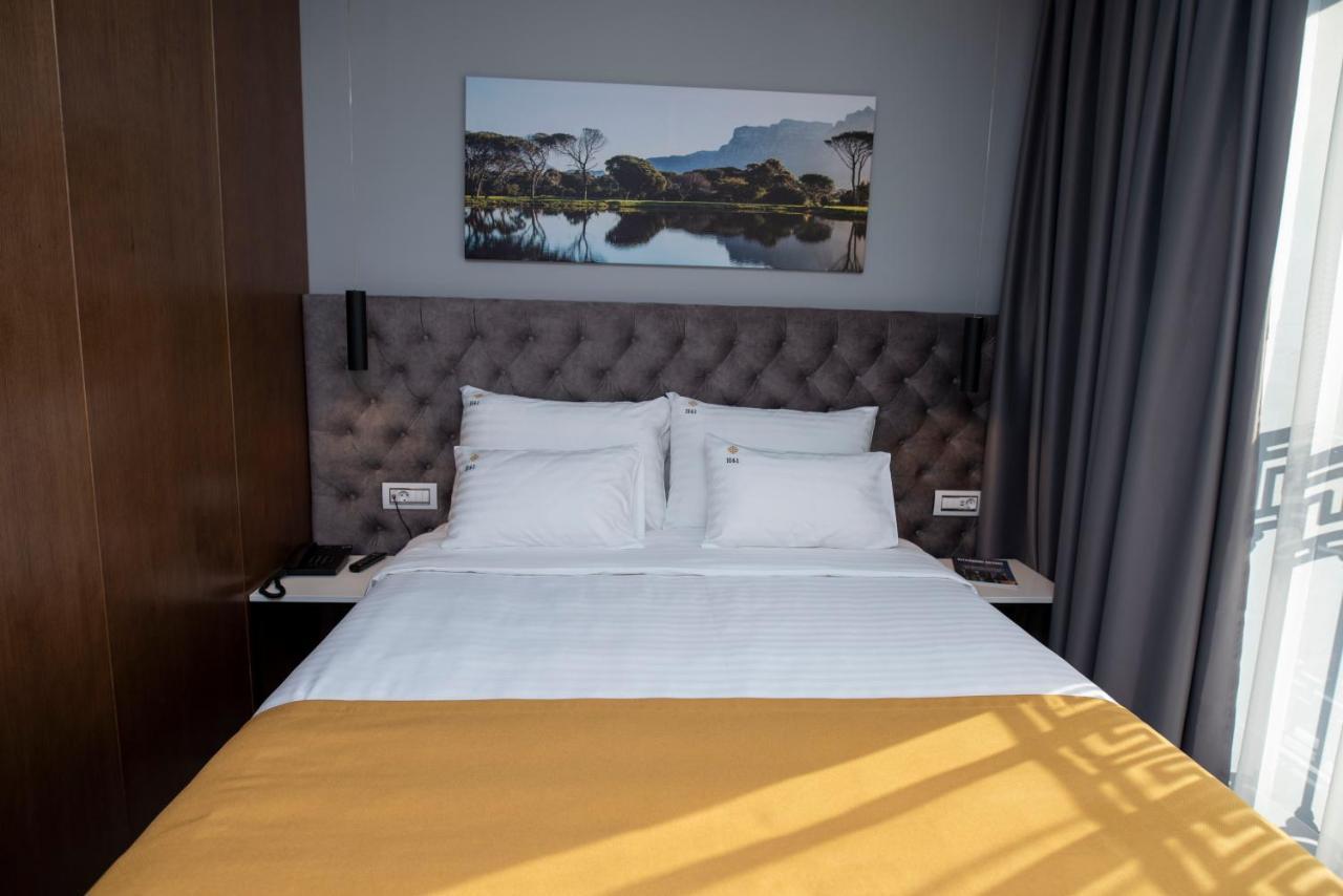 H41 Luxury Suites Beograd Bagian luar foto