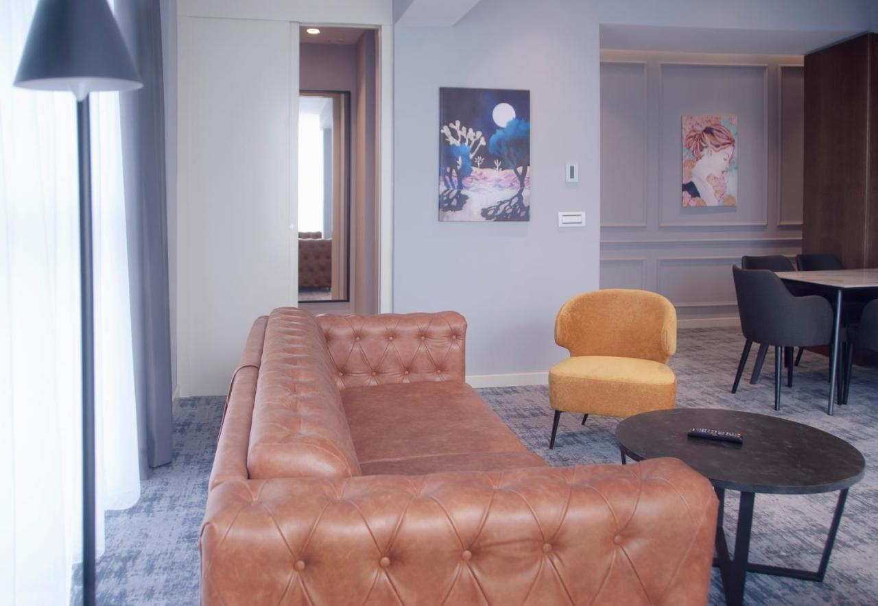 H41 Luxury Suites Beograd Bagian luar foto
